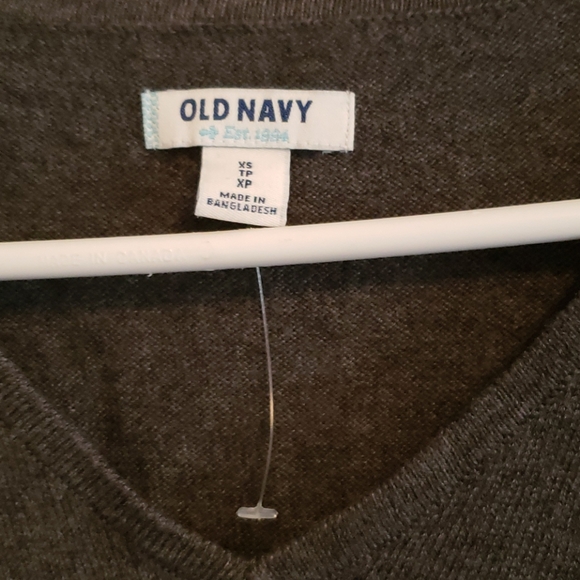 Old navy grey top xs - Picture 2 of 3